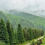 в горах у аліни 3*