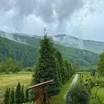 Affittacamere в горах у аліни 3*