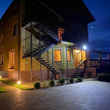 Guest house в горах у аліни