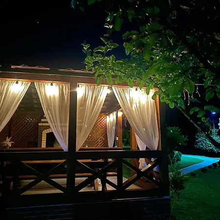 в горах у аліни Pensión 3*