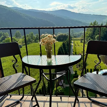 в горах у аліни Guest house Solochin