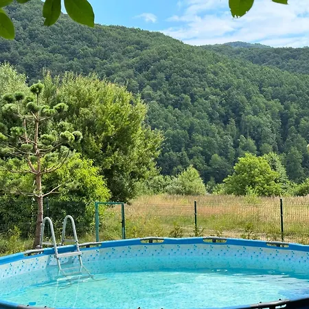 в горах у аліни Guest house