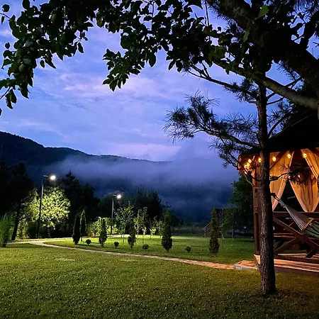 Guest house в горах у аліни *